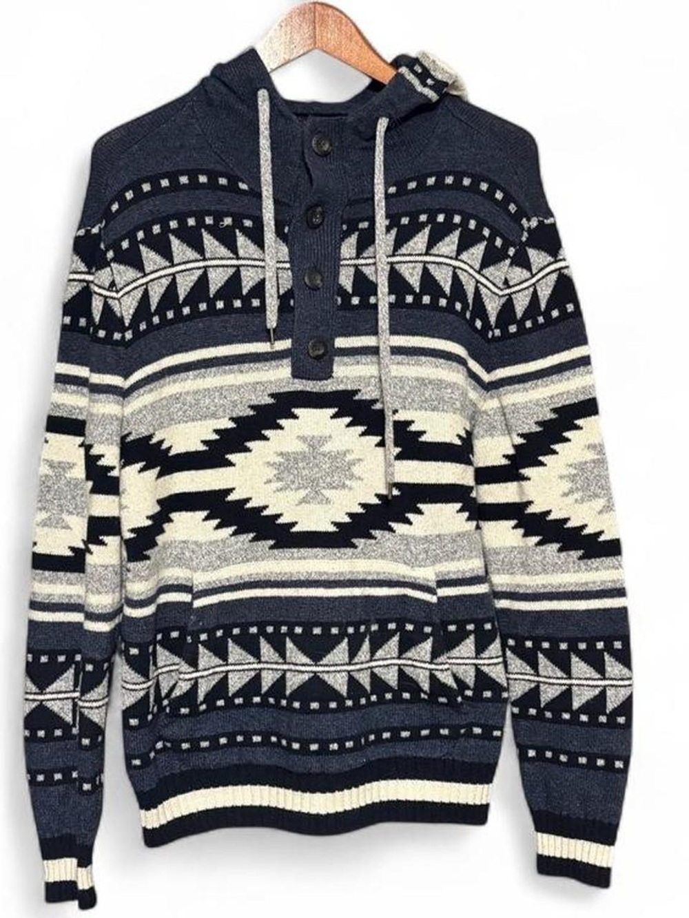 American Eagle Outfitters Navy and Cream Aztec Hooded Sweater size Medium Men’s
